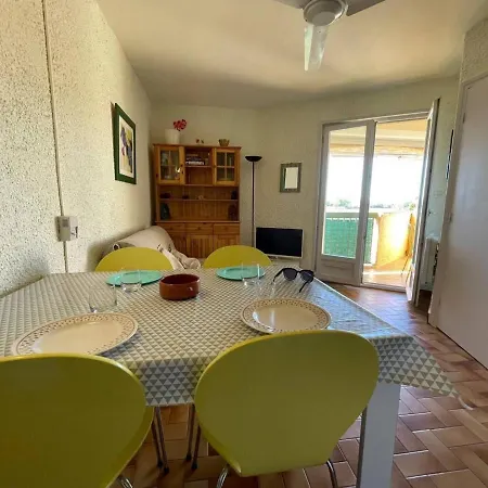 2 Pieces A Argeles-sur-mer, 300m De La Plage, Terrasse, Parking, Animaux Acceptes - Fr-1-225-771 Apartment *